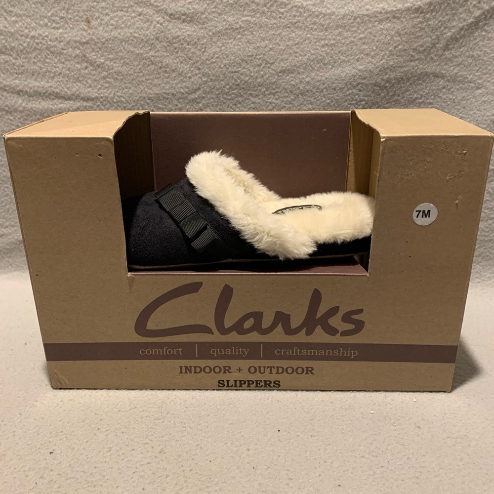 Clark’s black suede women’s slide in/open slippers sz 7M New in Box with no tags - Picture 3 of 6